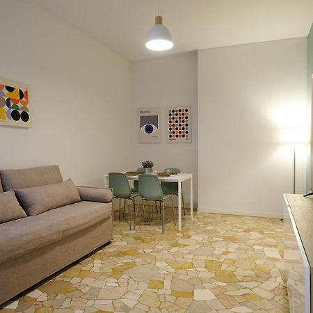Milano Navigli Apartment - Via Tortona المظهر الخارجي الصورة
